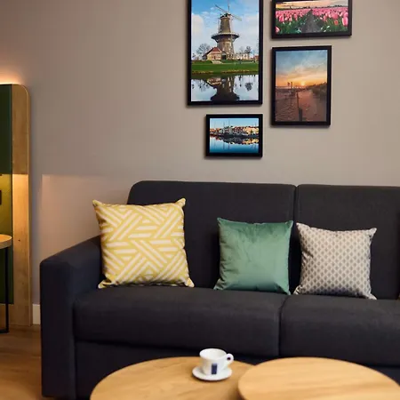 Отель Hilton Garden 4*