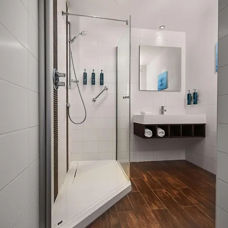 Hilton Garden Отель