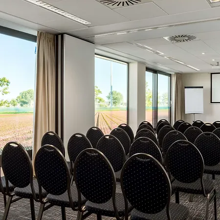 Hotel Hilton Garden 4*