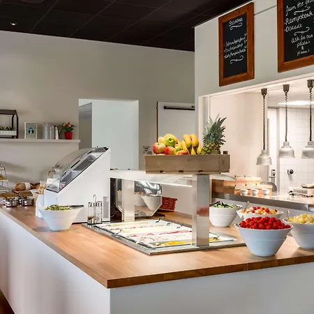 Hilton Garden 호텔 4*