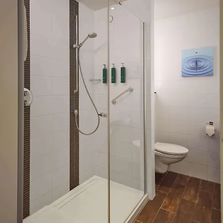 Hilton Garden Hotel 4*