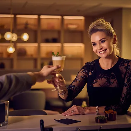 Hilton Garden Hotel 4*