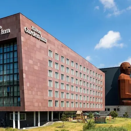 Hilton Garden Hotel 4*
