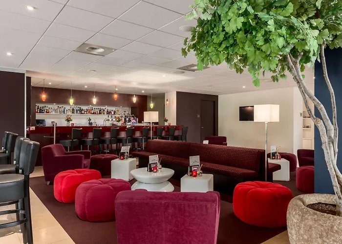 Hilton Garden Hotel 4*