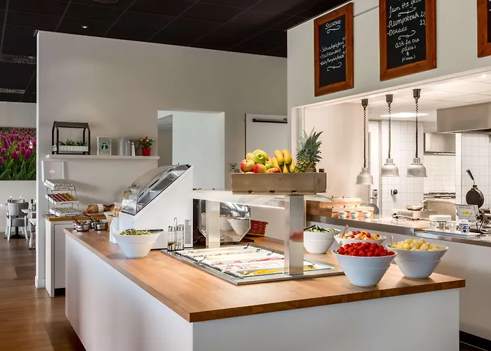 Hilton Garden Hotel 4*