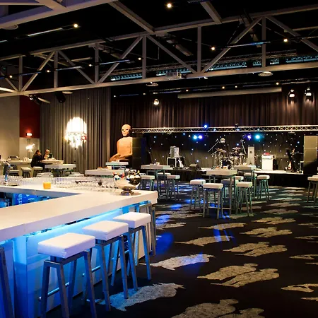 Hilton Garden Hotel 4*