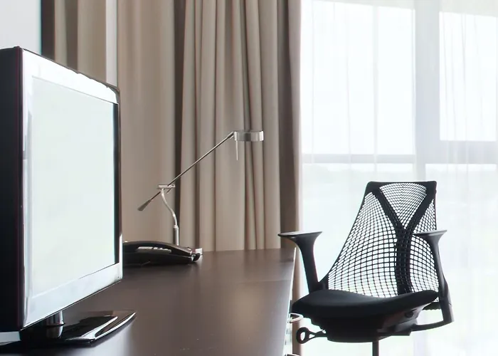 Hilton Garden 4* Leida